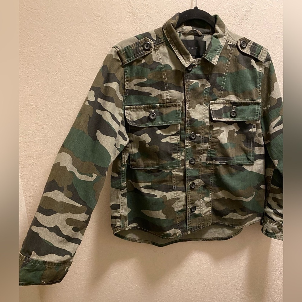 J. Crew Camo Utility Shacket Size Large Petite - Picture 12 of 12